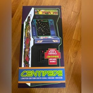 Wave Toys Replicade Atari Centipede 1/6 Scale Arcade Game 
Missing USB